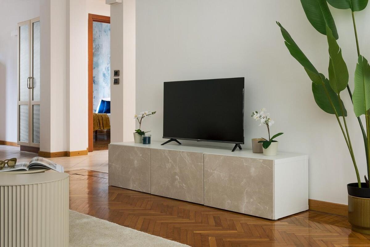 Exclusive Design - Duomo - Free Parking Apartment